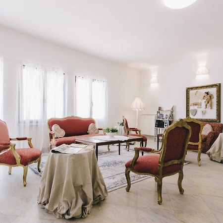 Hotel - Ristorante Pintadera Massa  Eksteriør bilde